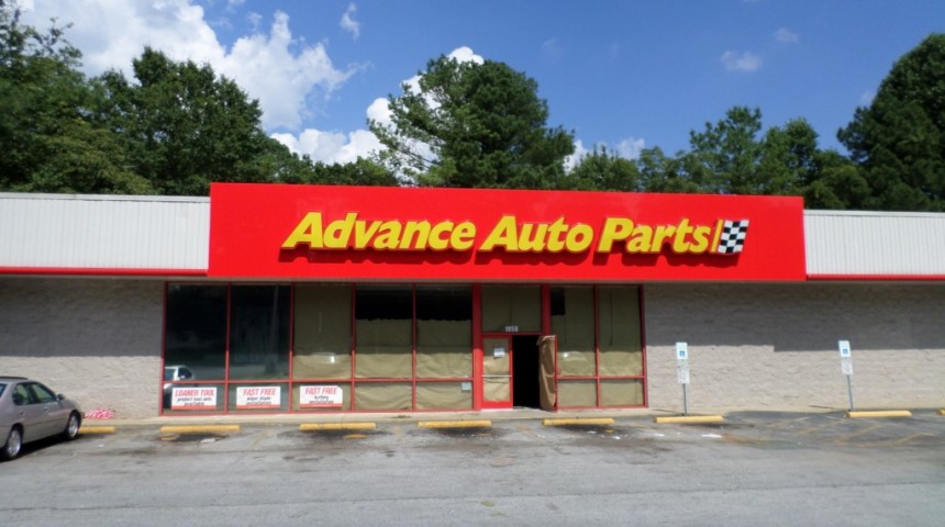 Former Advance Auto Part